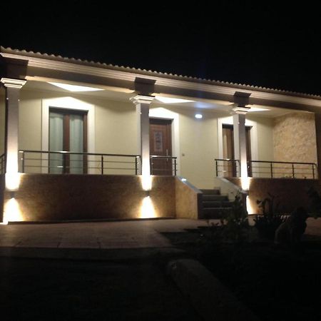 Sophias Villa Agios Stefanos Avliotes  Bagian luar foto