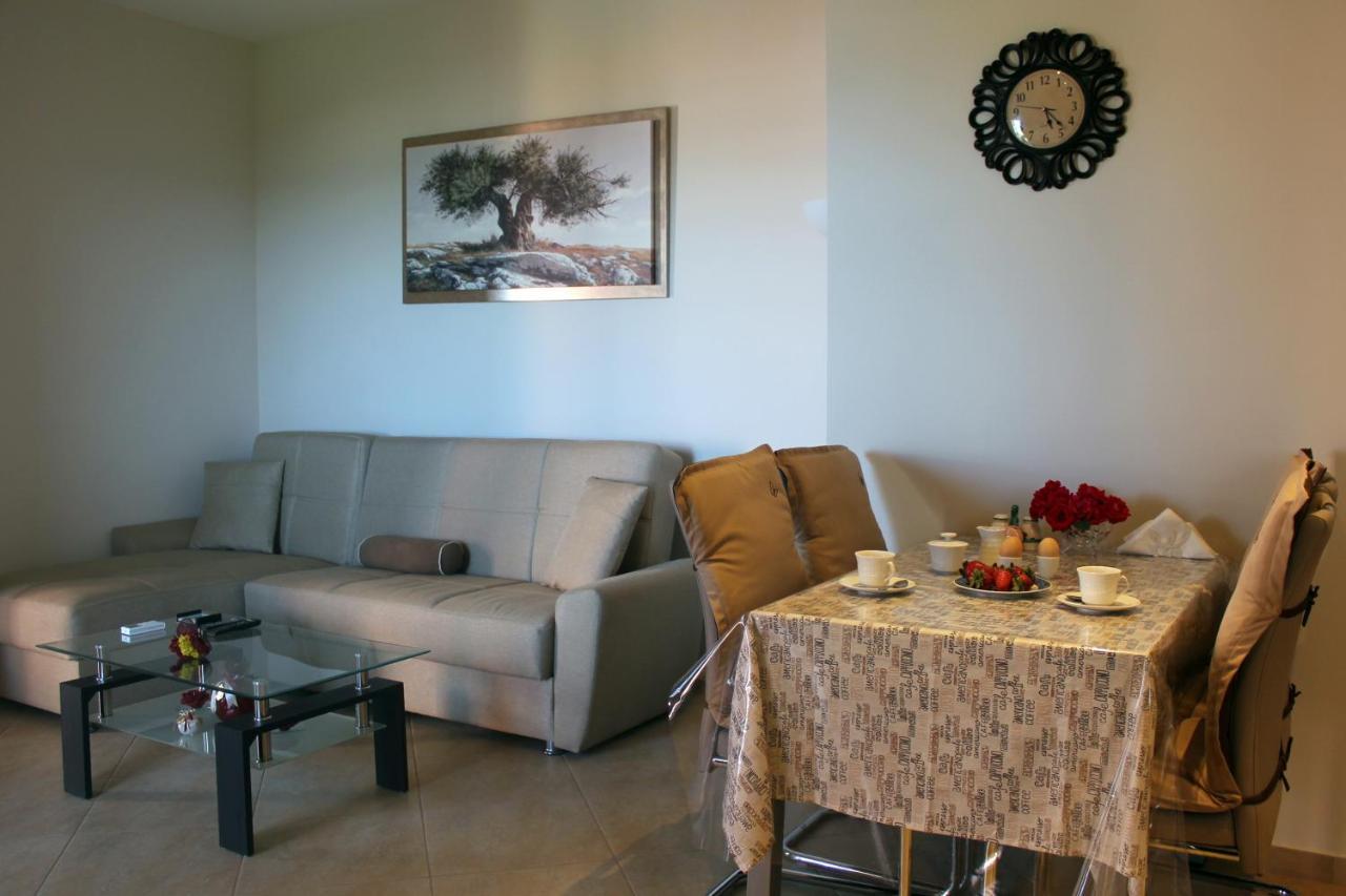 Sophias Villa Agios Stefanos Avliotes  Bagian luar foto